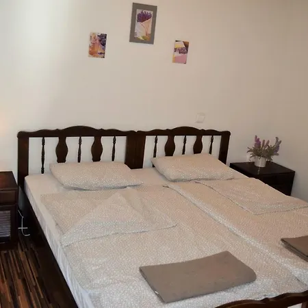 Poppy Apartman *