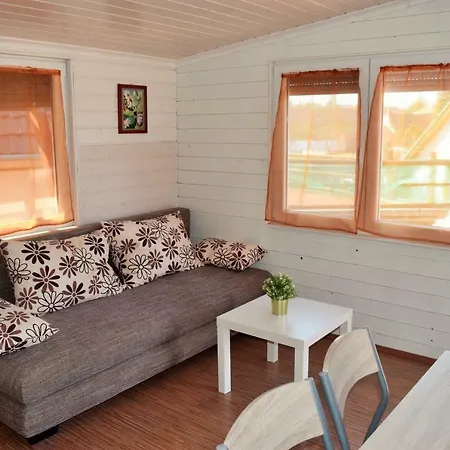 Poppy Apartman Gyula